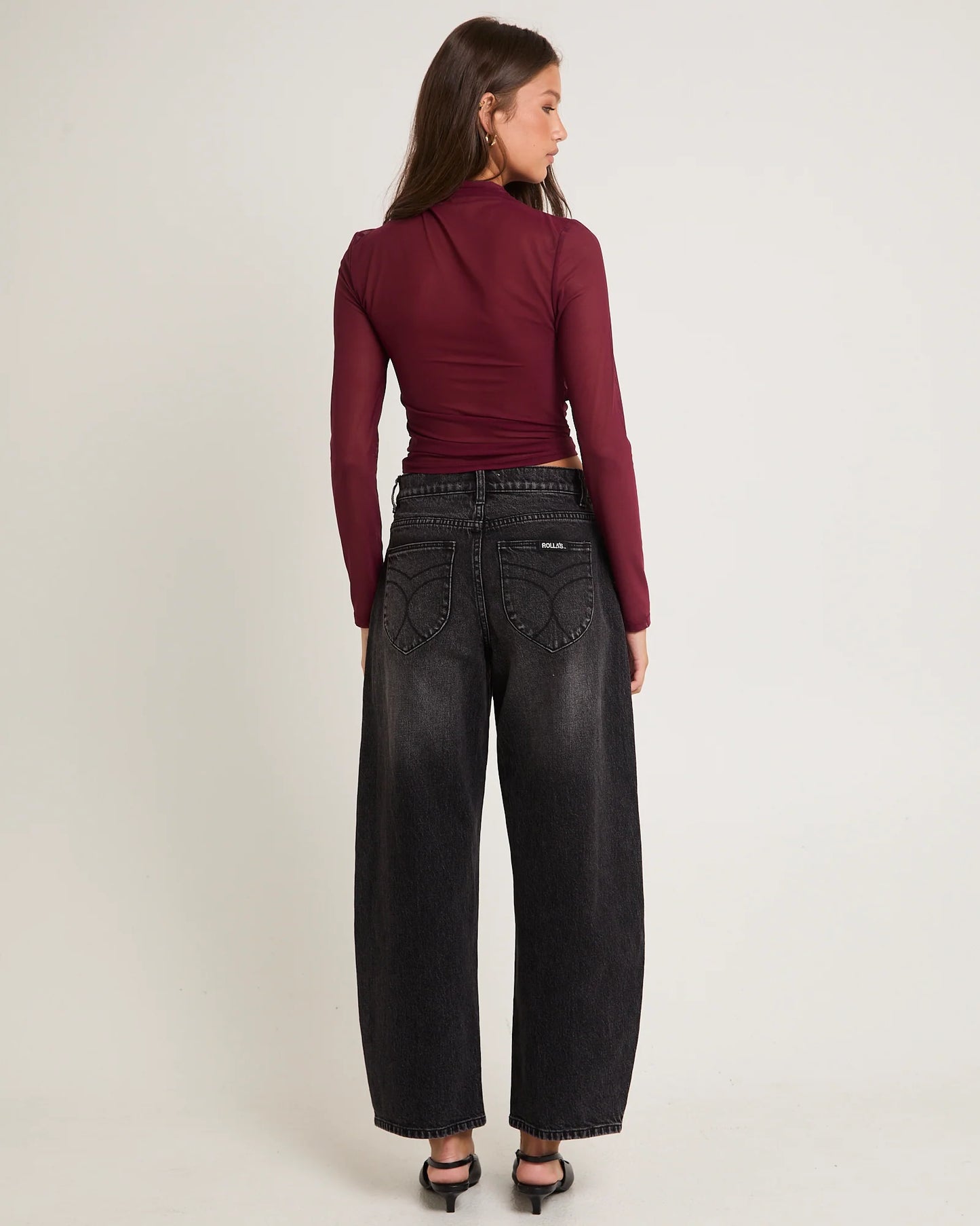 Gigi Barrel Jeans - Black