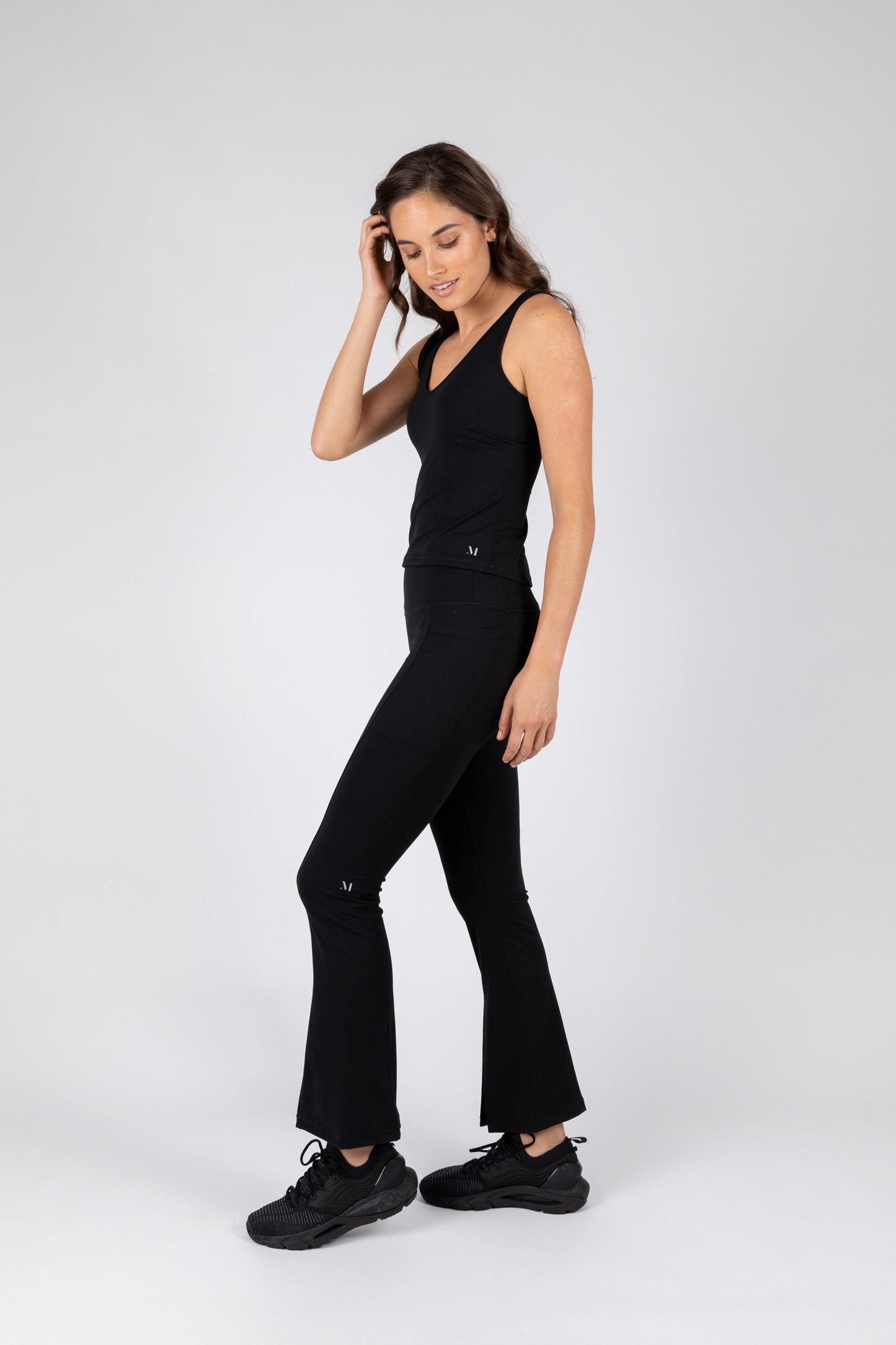Relay Flare Legging