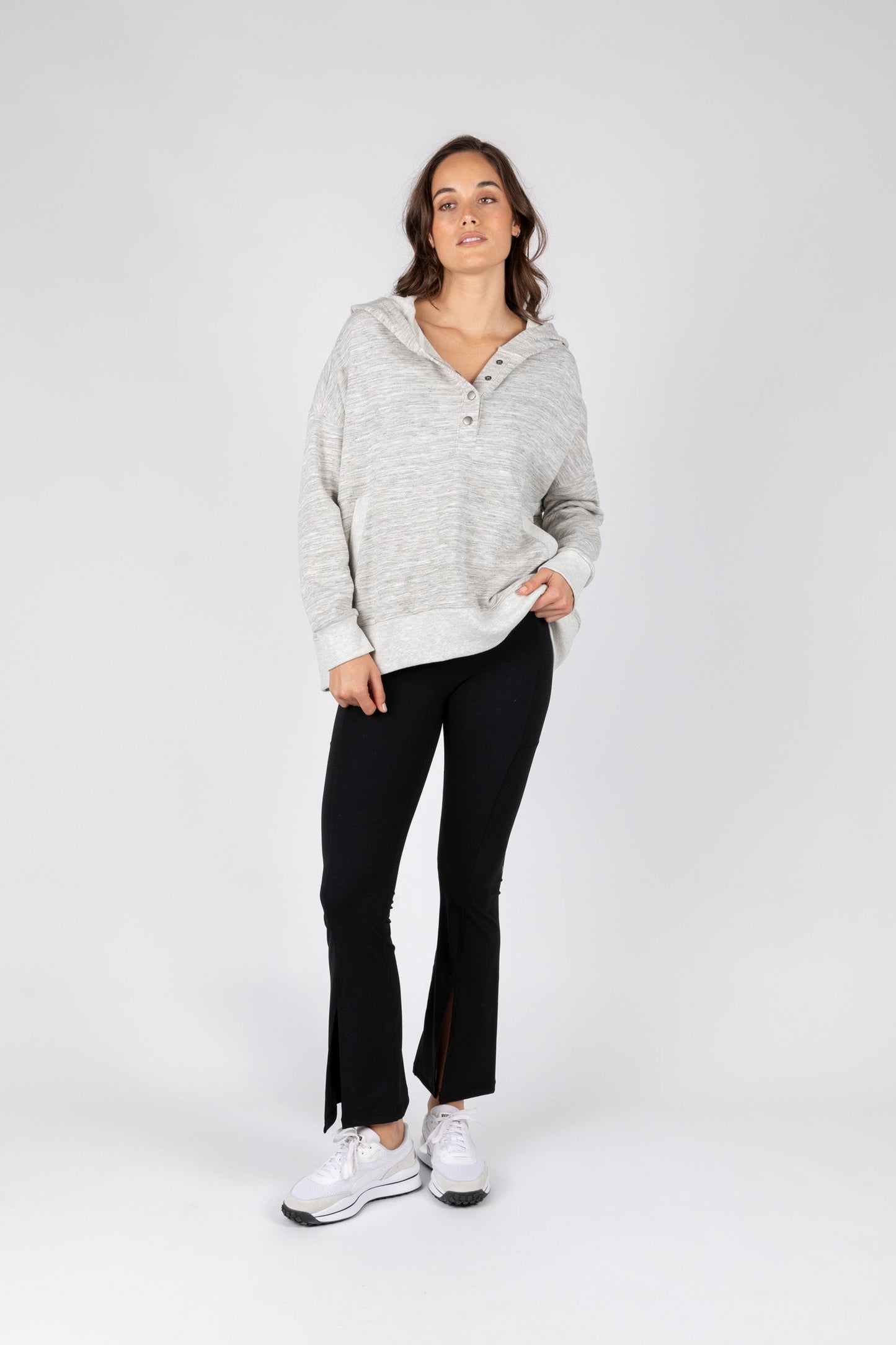 Relay Flare Legging
