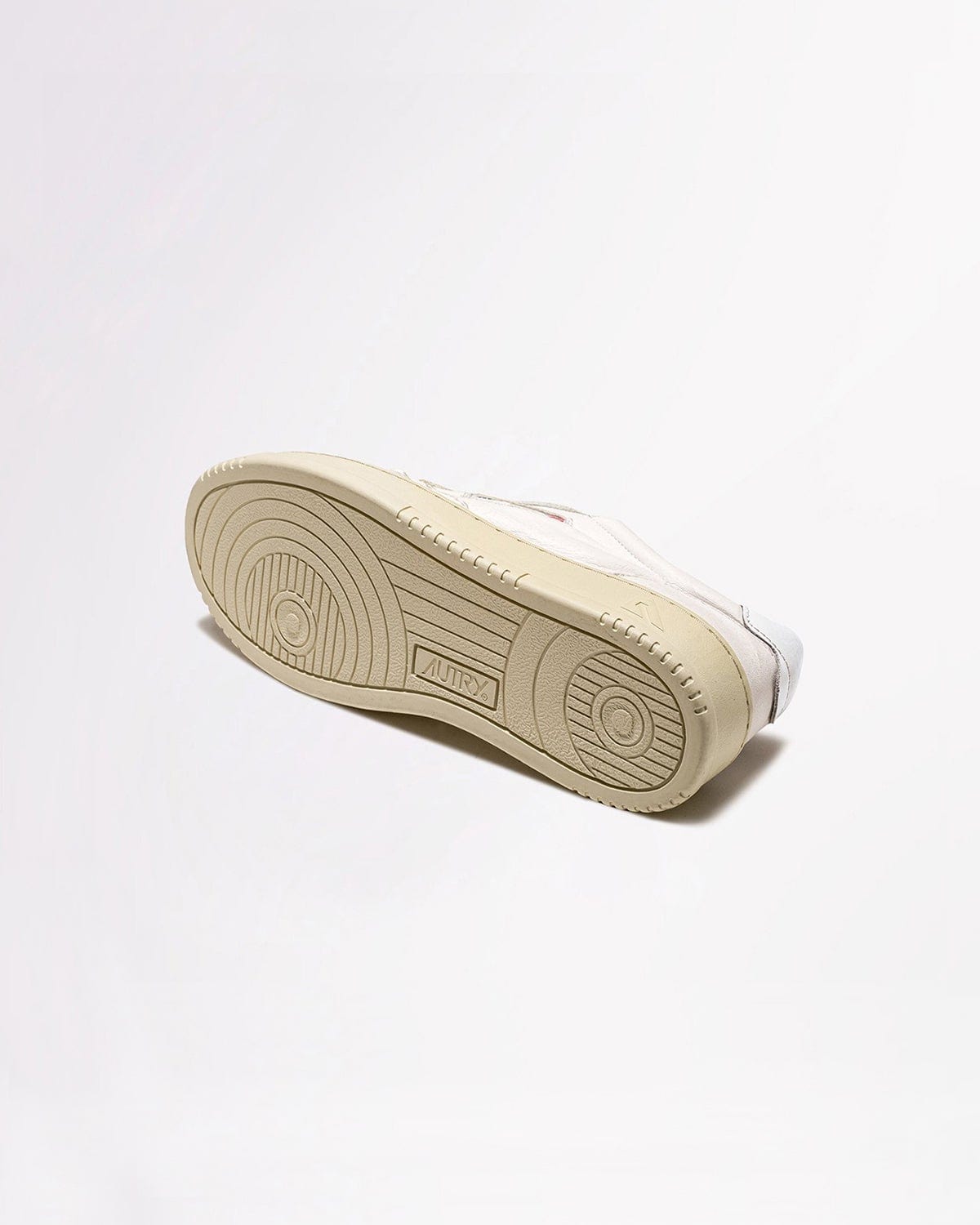 Medalist - White GG04