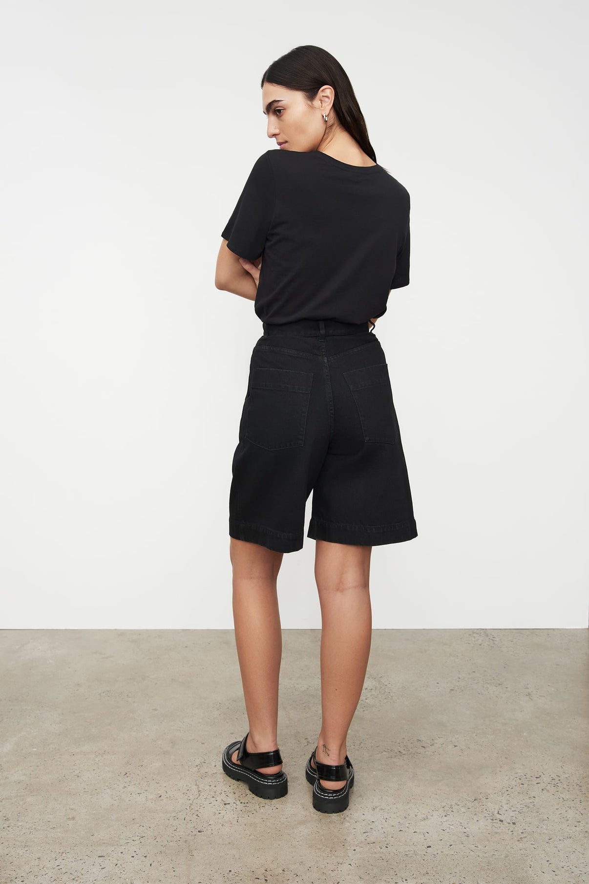 Journey Shorts - Black