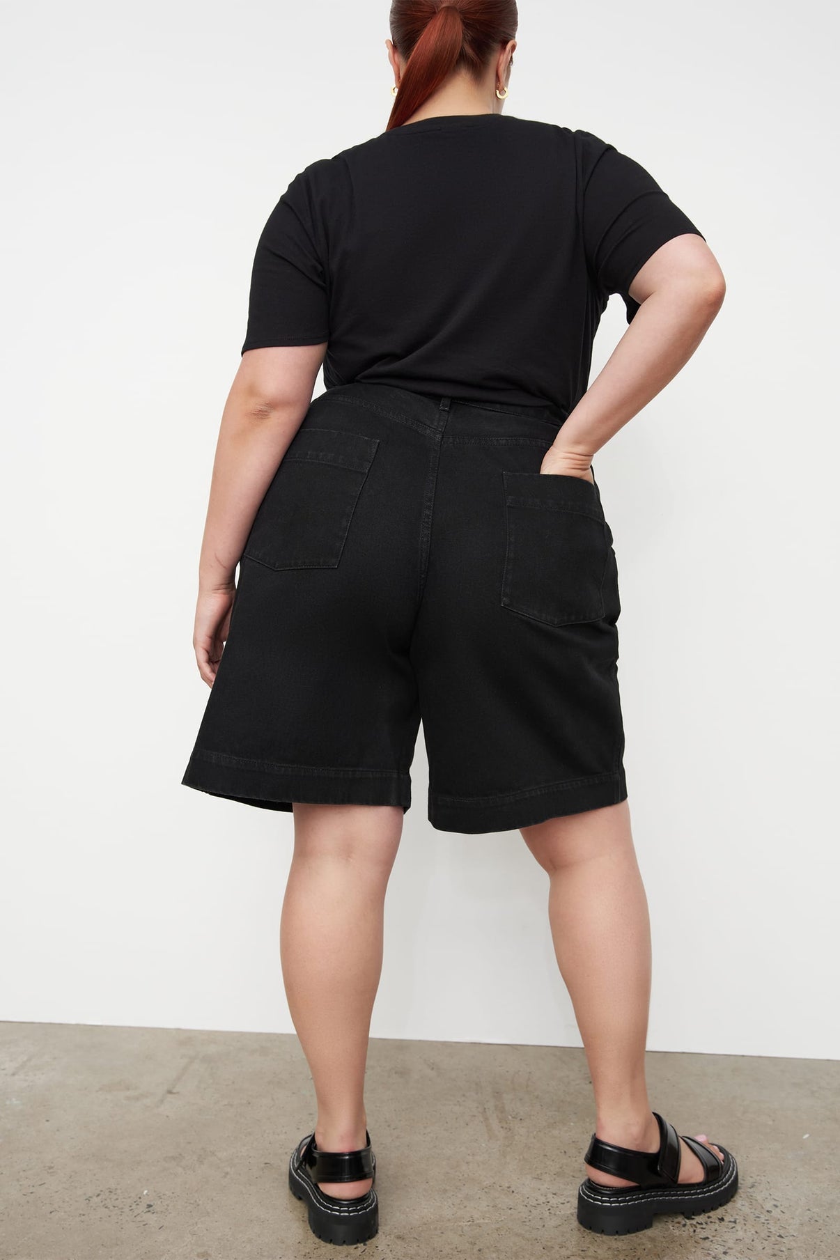 Journey Shorts - Black