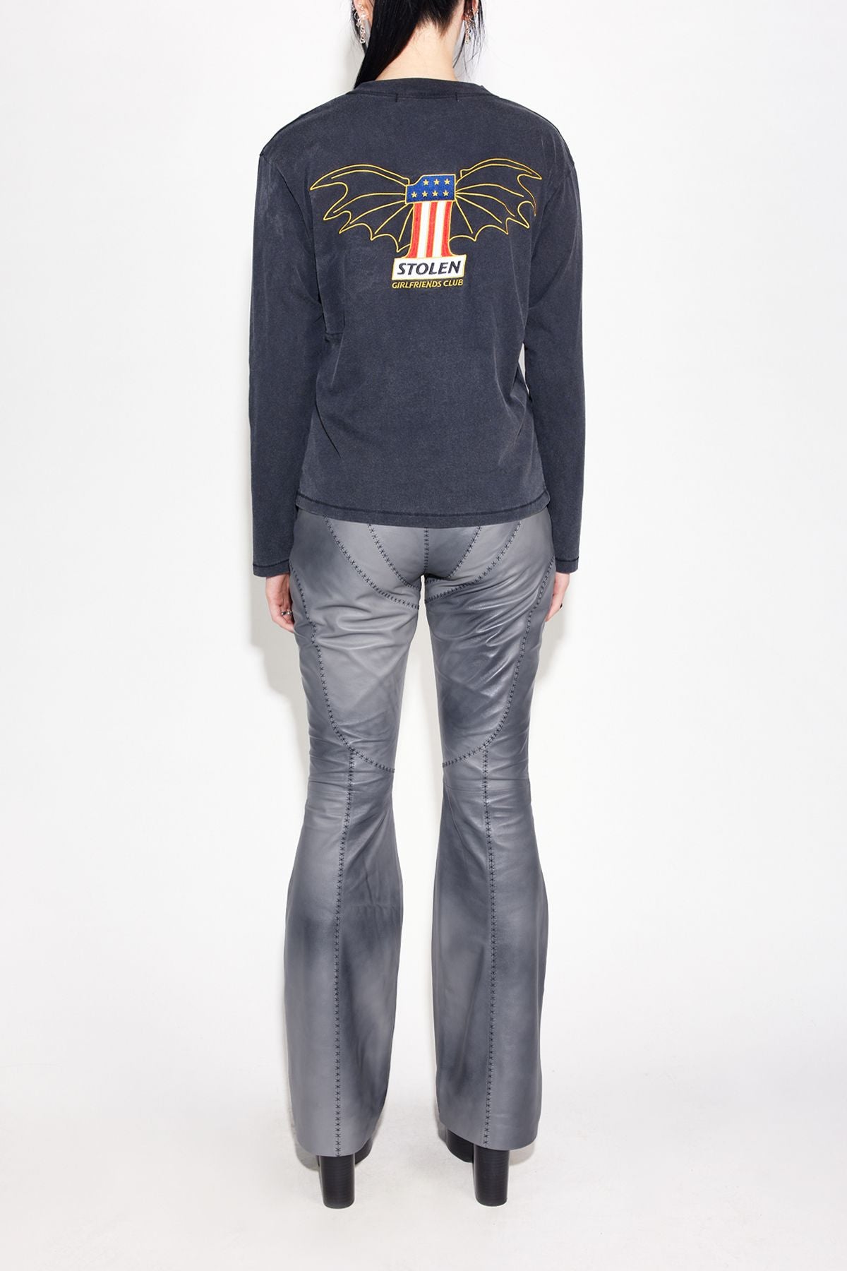 Gothic 1 L/S Tee - Aged Charcoal