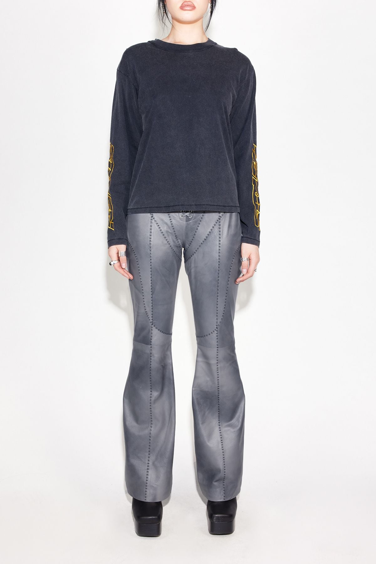 Gothic 1 L/S Tee - Aged Charcoal