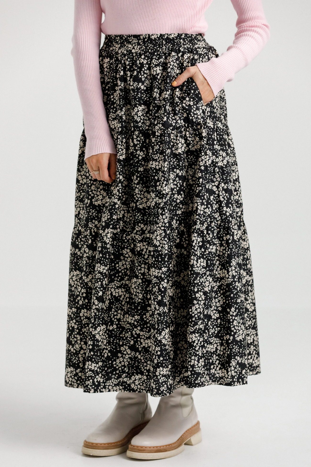 Karla Skirt - Dark Ditsy