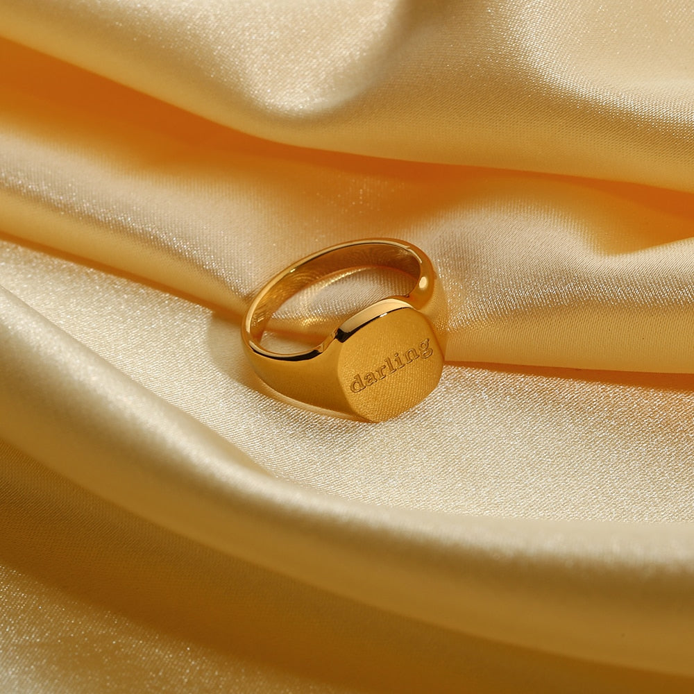 Heartfelt Signet Ring - Darling - Gold