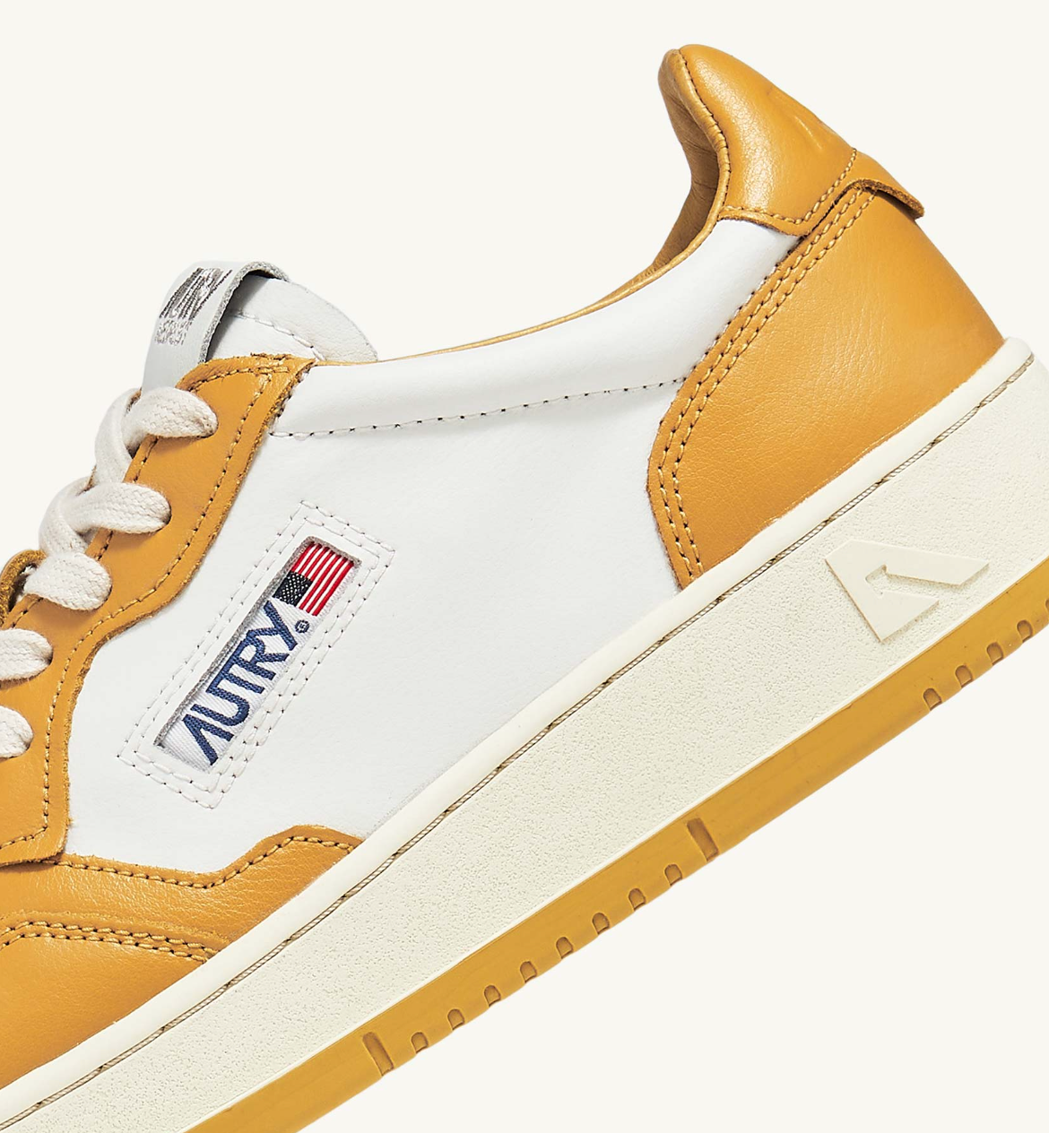 Medalist - Mustard WB12