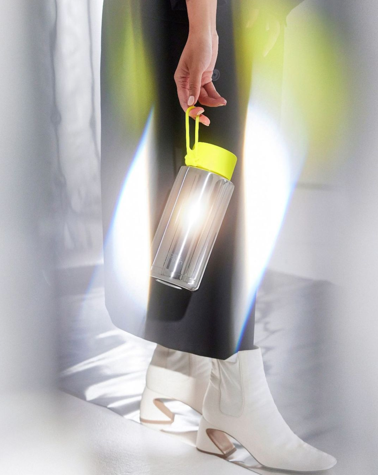 34oz Re-useable Bottle - Silver w Neon Yellow Lid