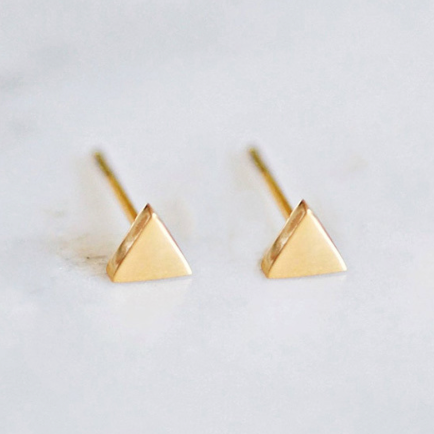 Beloved Classic Studs - Gold