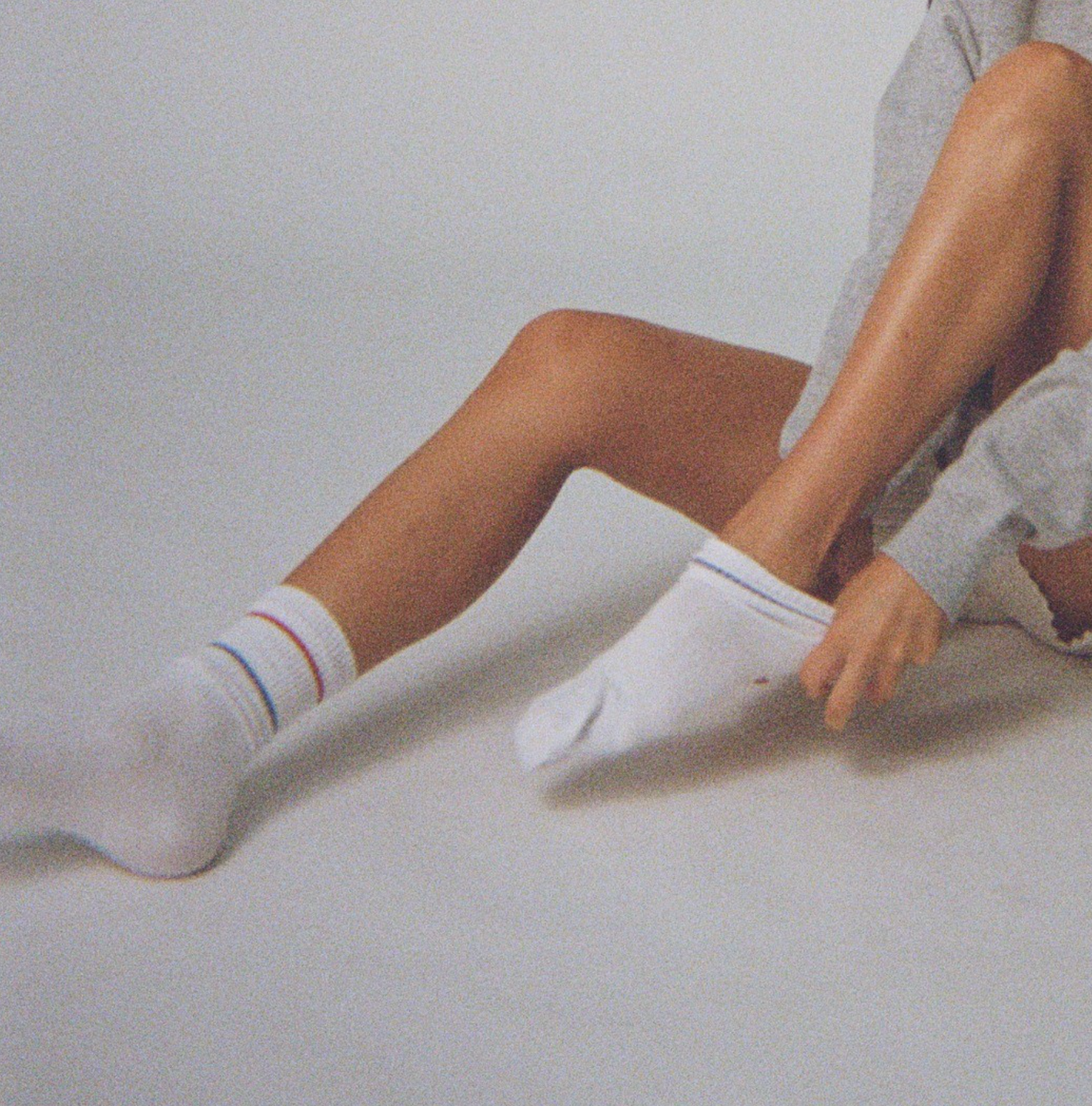 Late Checkout Socks - Black and Bone