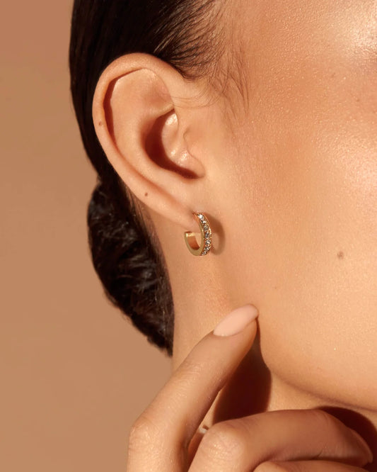 Crystal Hoops - Gold - J571