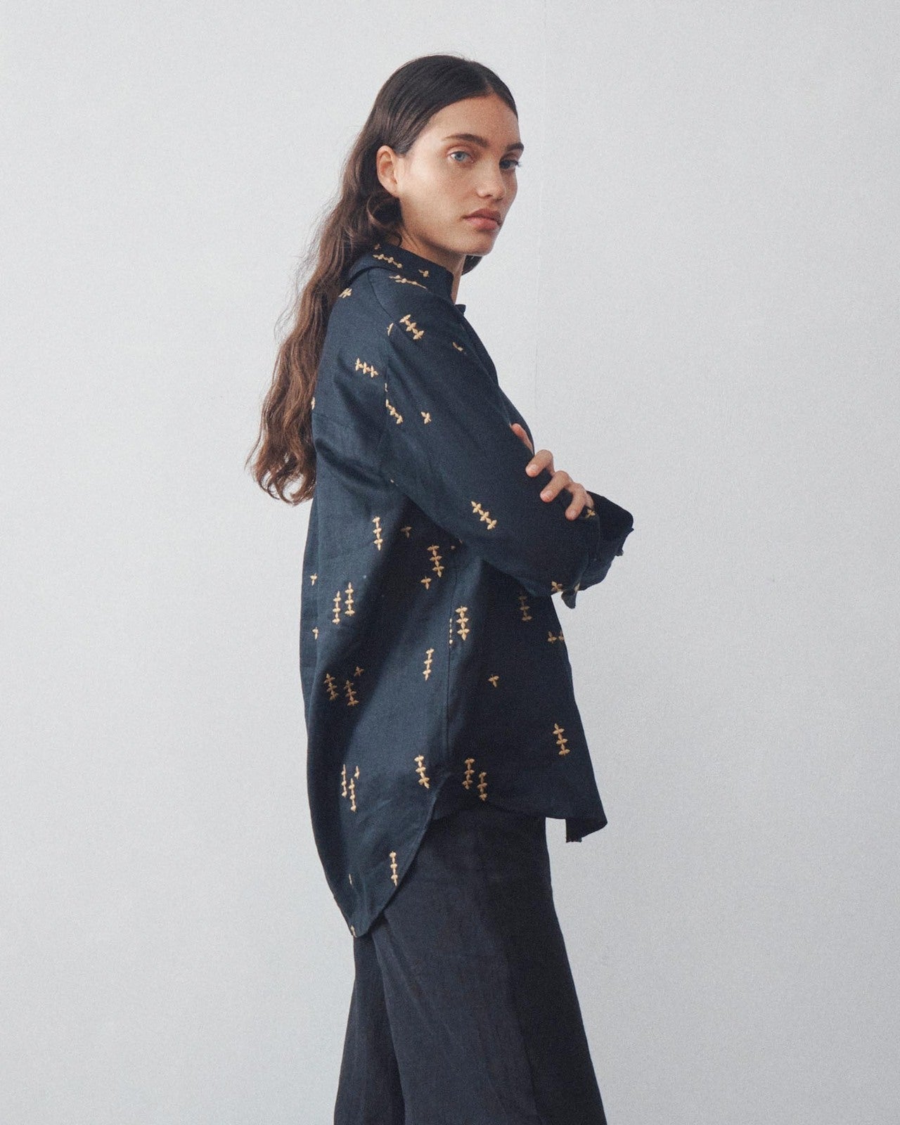 Pepper Shirt - Embroidered Black