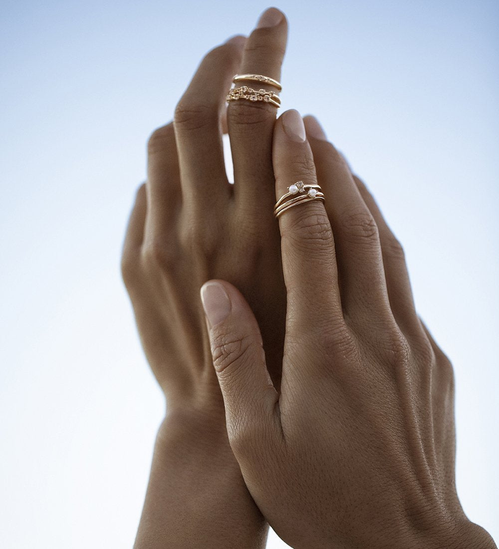 Moon Tide Pearl Ring - 9k Gold
