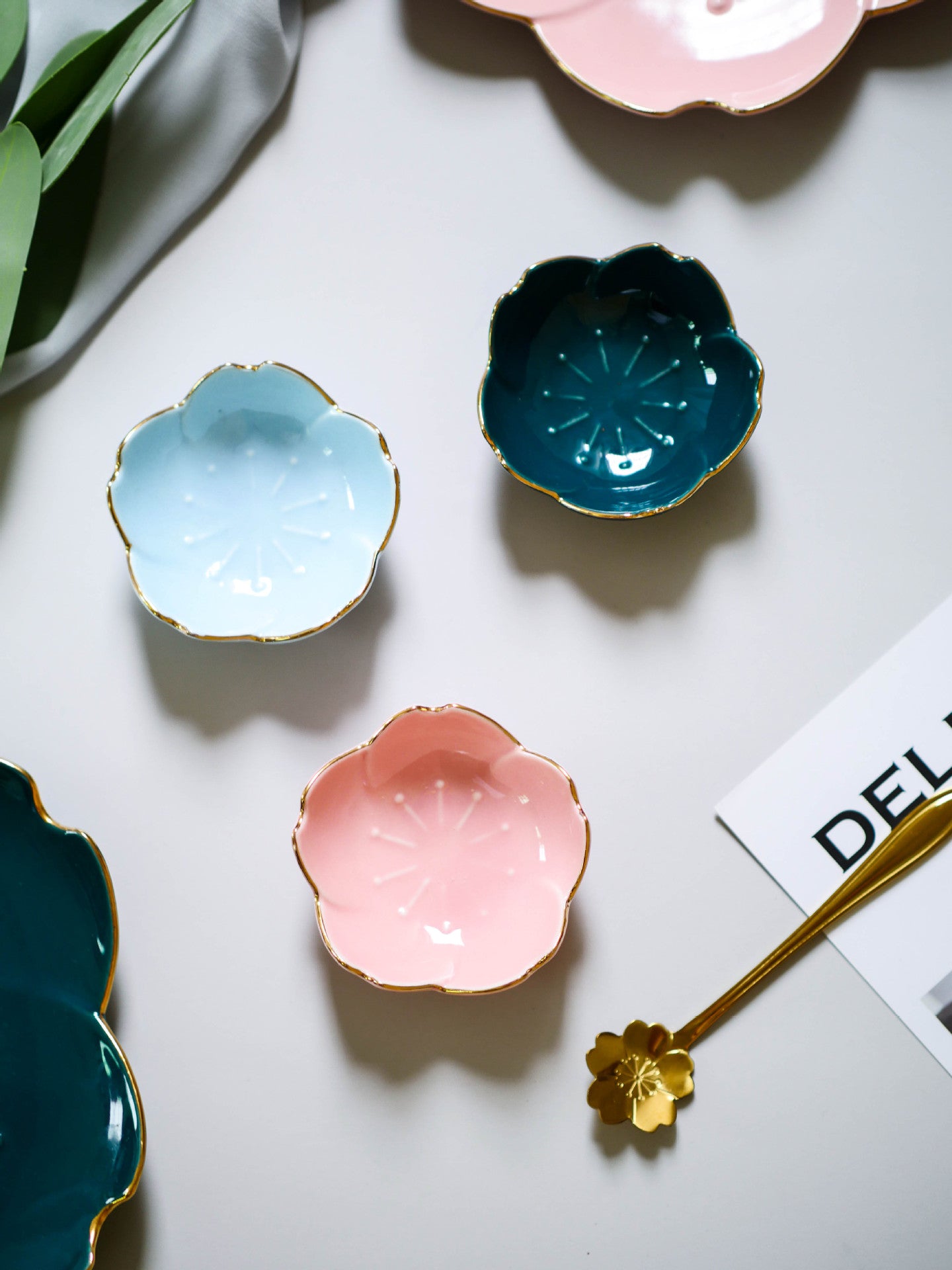 Blossom Dish - Solid Pink