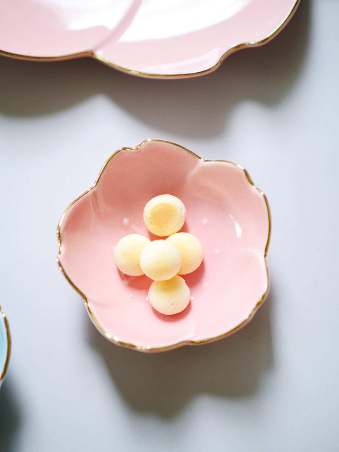 Blossom Dish - Solid Pink