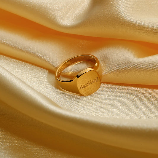 Heartfelt Signet Ring - Darling - Gold