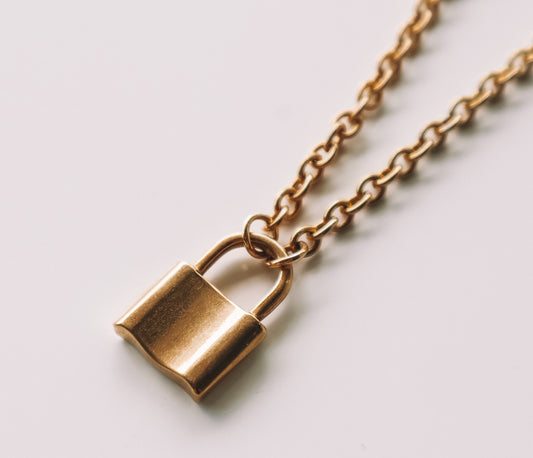 Lock-It Pendant - Gold