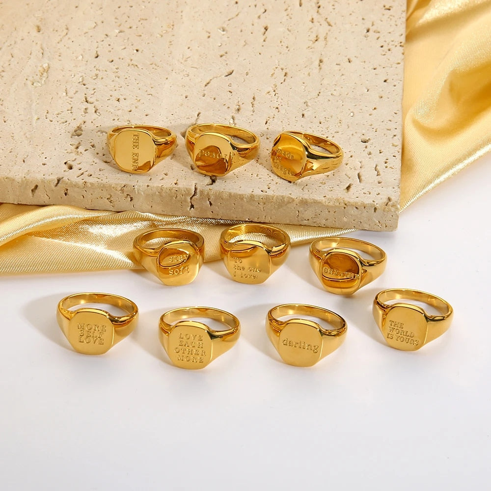 Heartfelt Signet Ring - Breathe - Gold