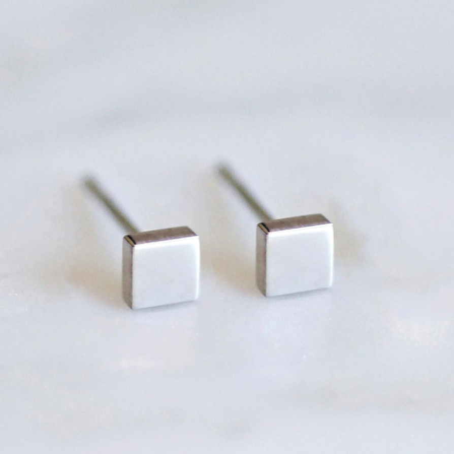 Beloved Classic Studs - Silver