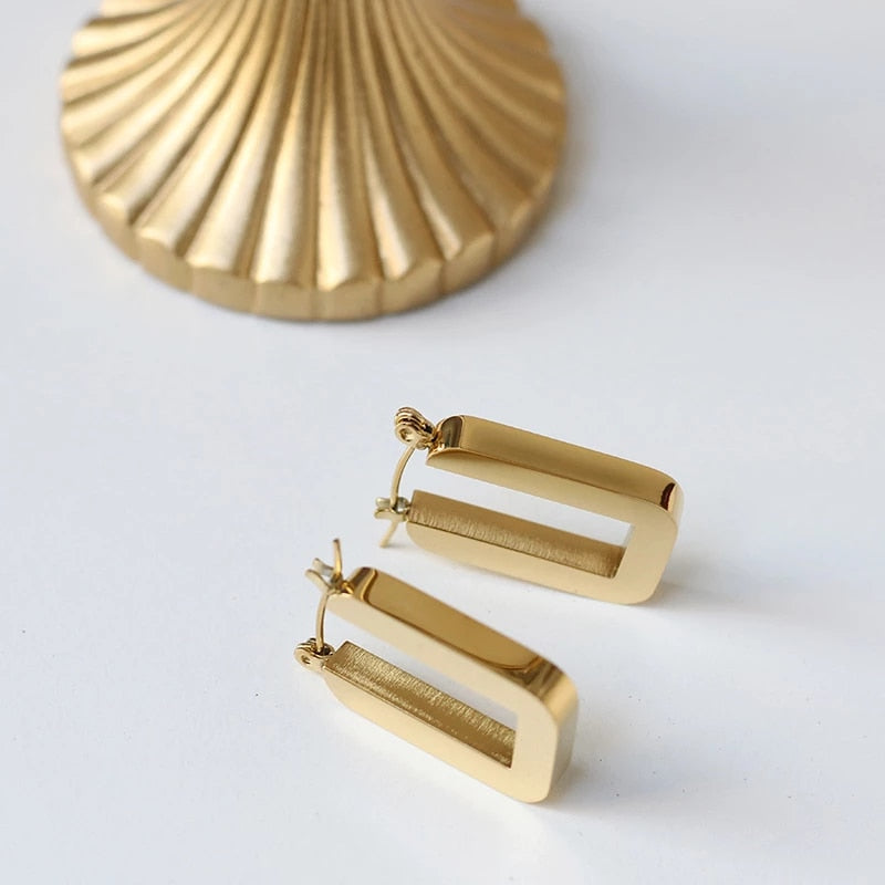 Courtney Hoops - Gold