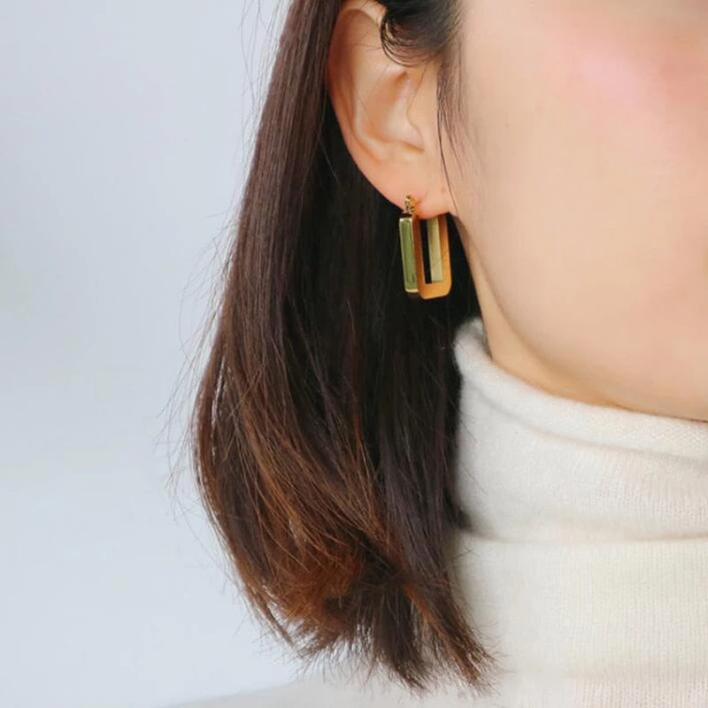 Courtney Hoops - Gold